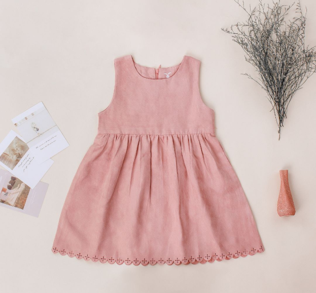 Vestido rosa talle M--image